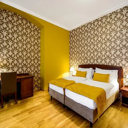 Hotel Alexander 4*
