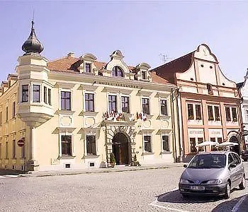 Alexander Hotel