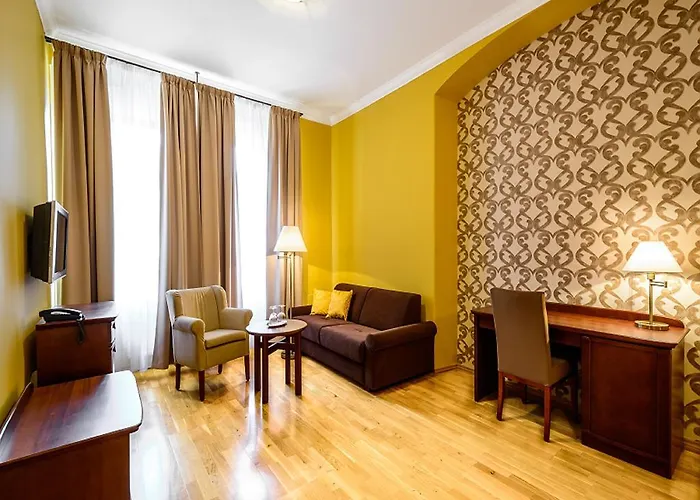 Alexander 4*